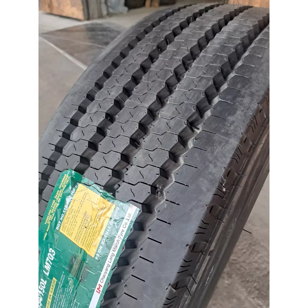 Грузовая шина 315/70 R22,5 Long March LM-703 18PR в Набережных Челнах